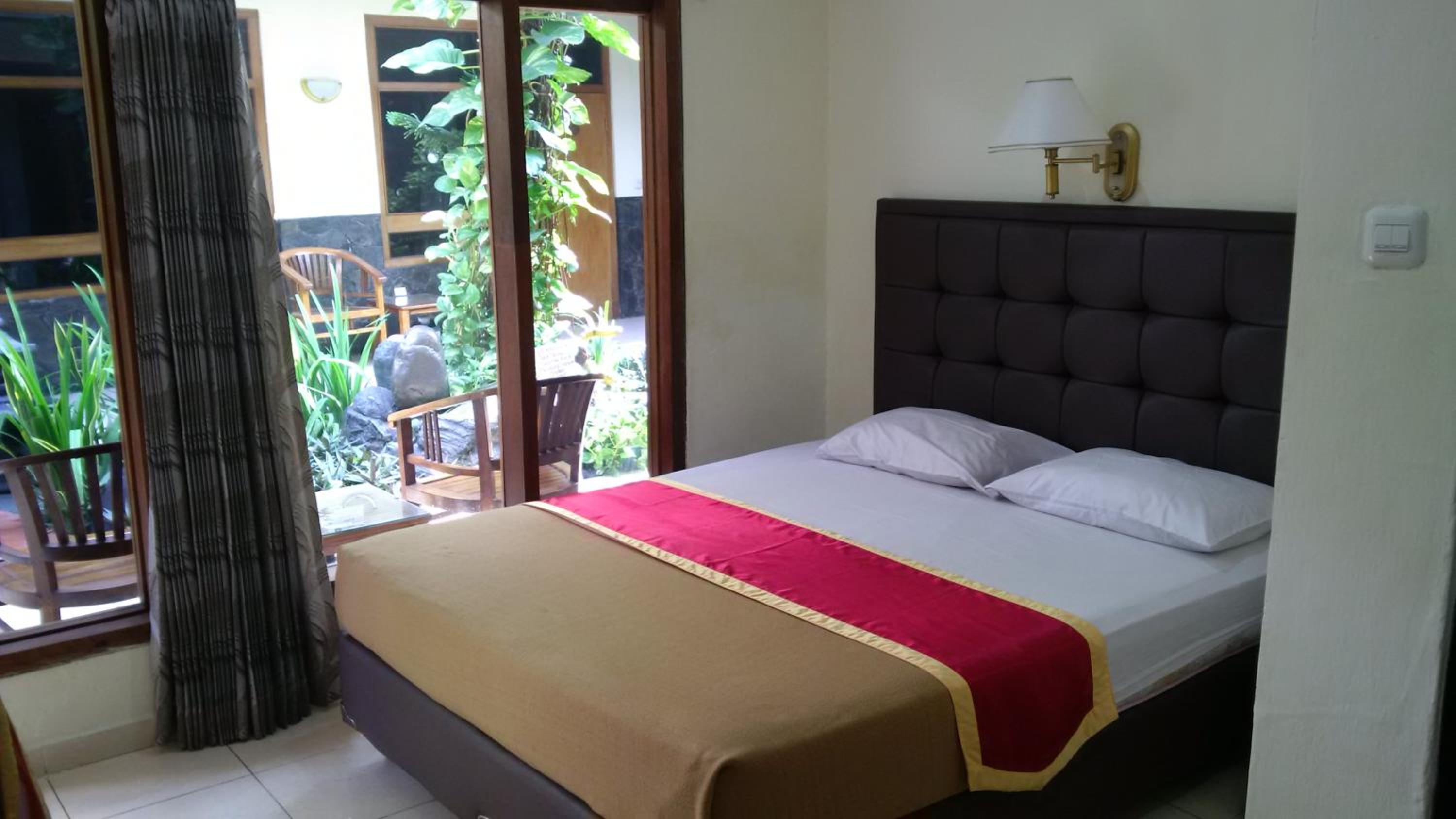 Hotel Priangan 14/50