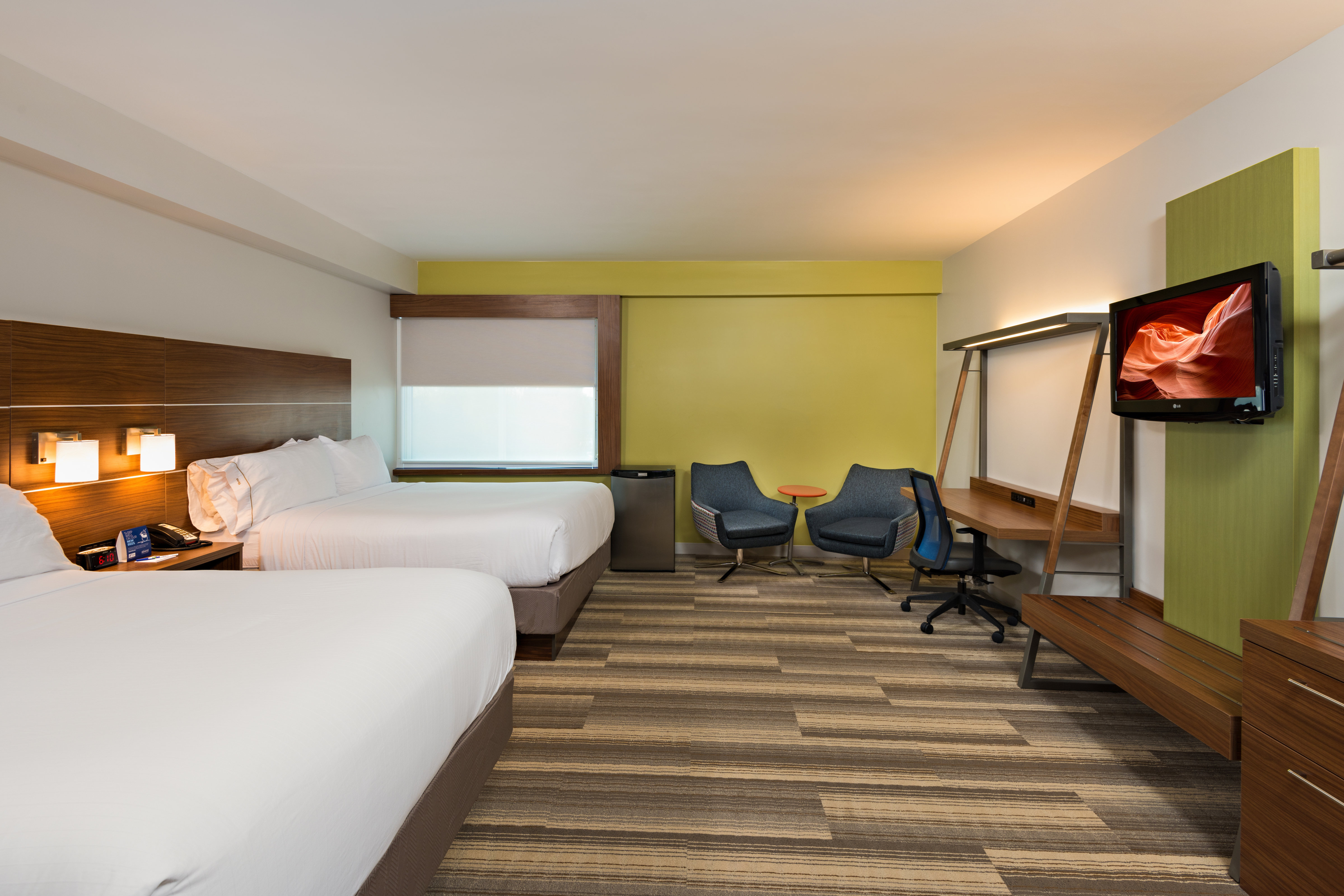 Holiday Inn Express Hotel Suites Peoria North Glendale 24/60
