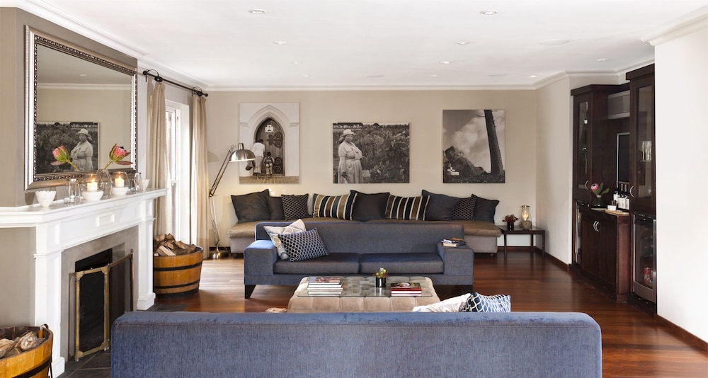 L Avenir Country Lodge 22/25