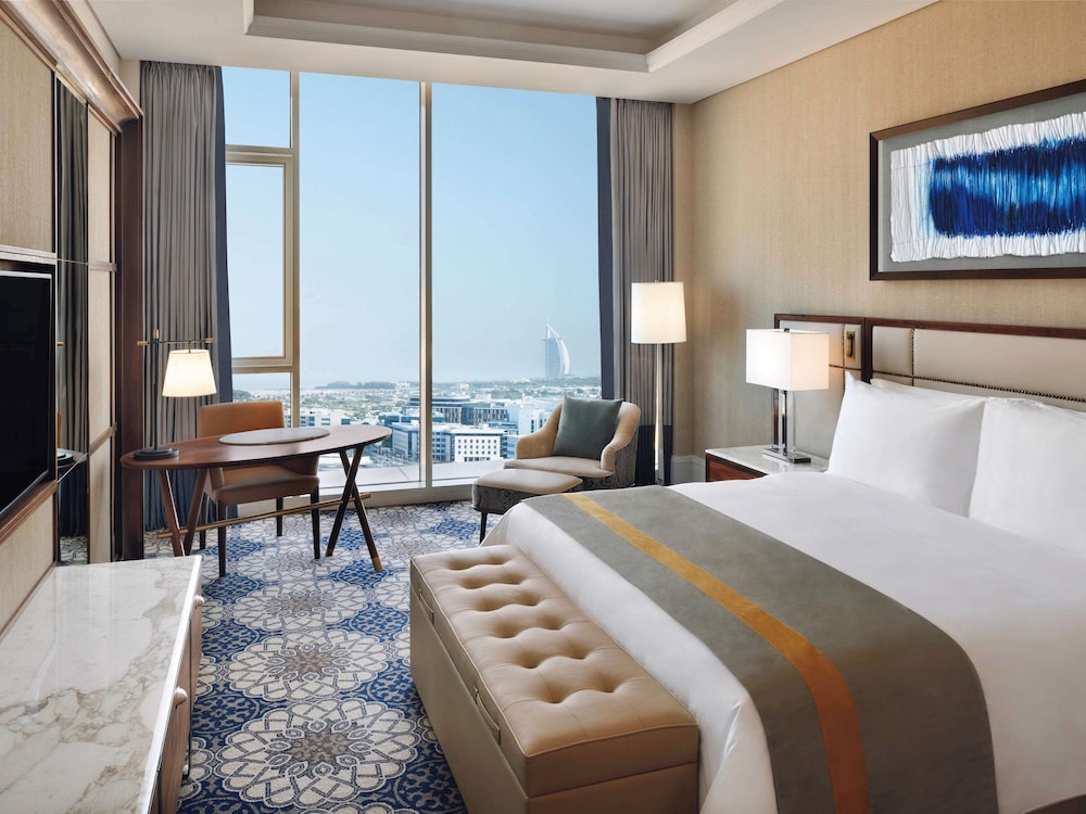 SUPERIOR, KING BED, SEA VIEW