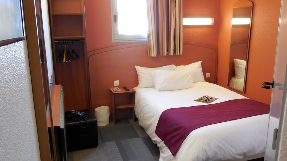 Kyriad Direct Orleans Nord - Cap Saran 16/50