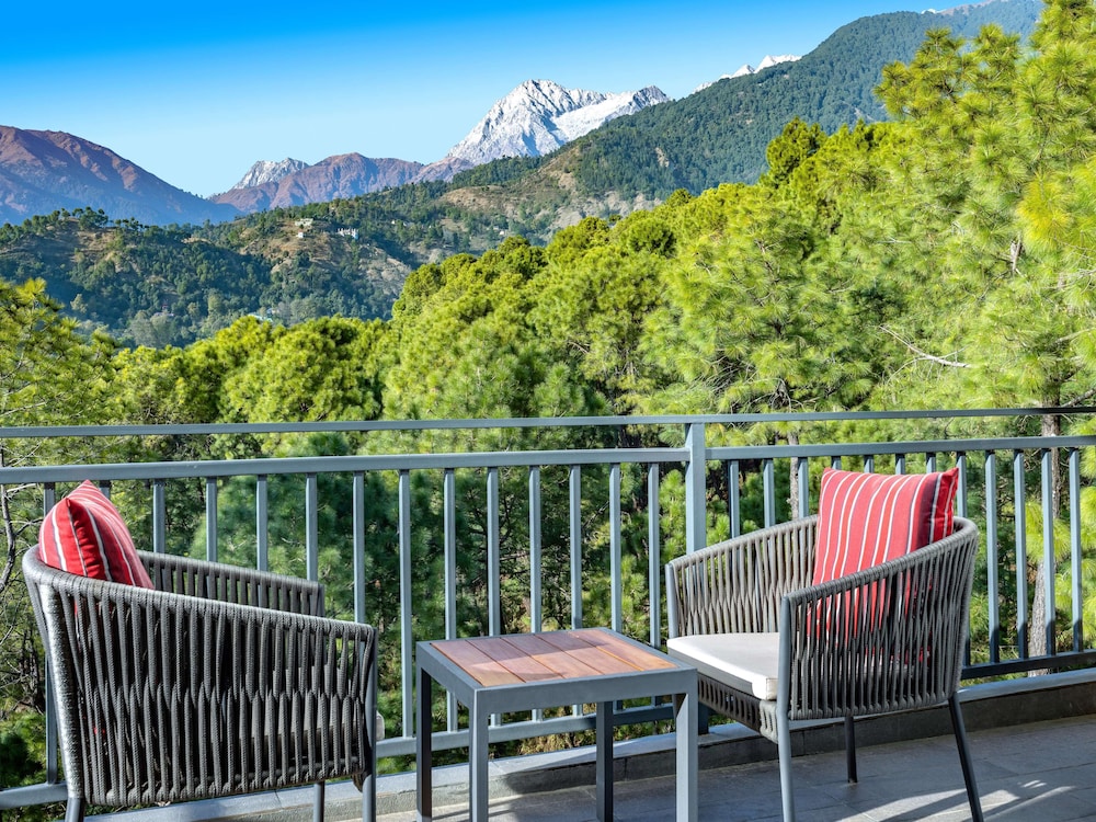 Rakkh Resort, a member of Radisson Individuals Retreats 43/50