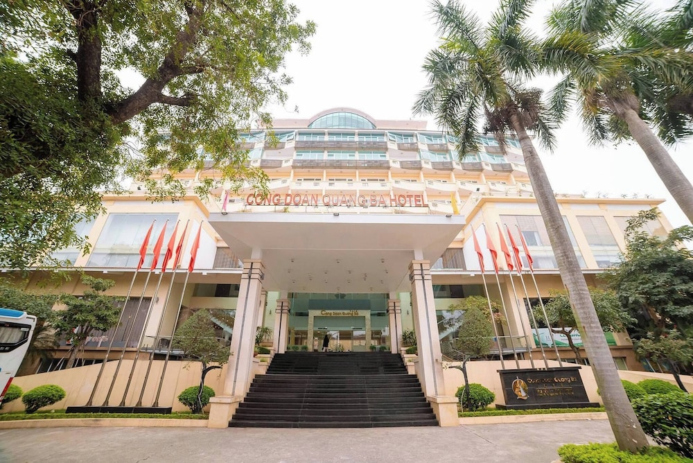 Quang Ba Trade Union Hotel 5/65