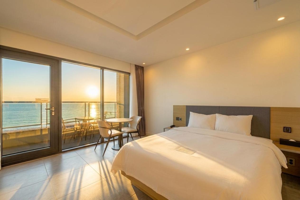 Ocean, Deluxe, Double Bed