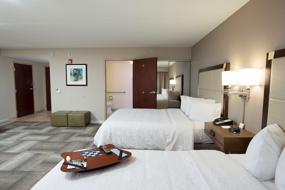 Hampton Inn Suites Cincinnati Union Centre Oh 10/45