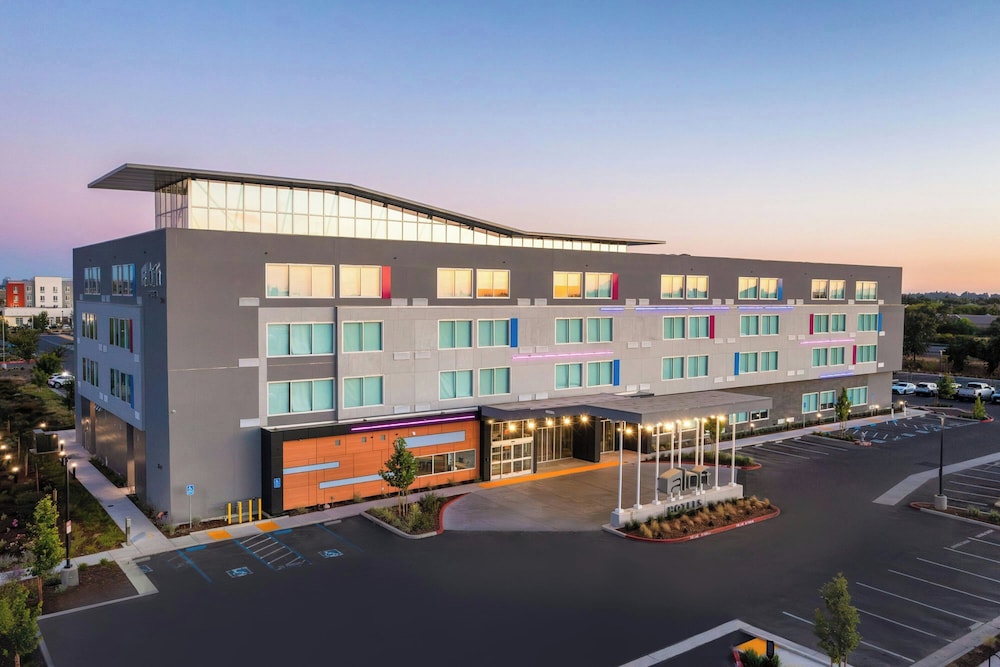 Aloft Sacramento Airport Natomas 1/43