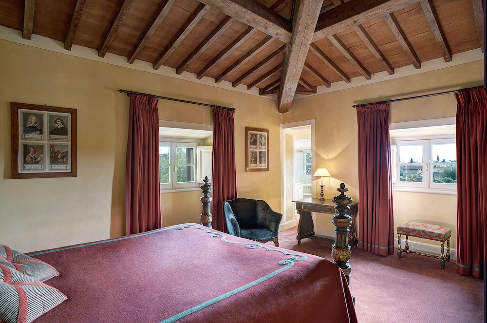 Villa La Massa 23/83