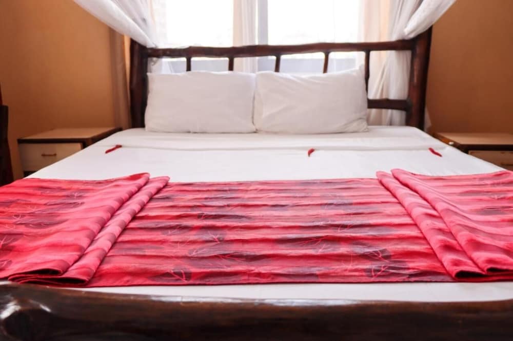 Bridge Hotel Mombasa 20/41