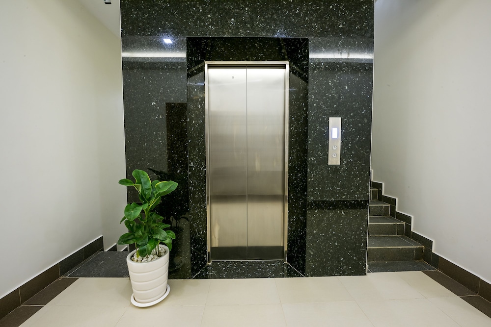 Ny Ka Smy Hotel 52/53