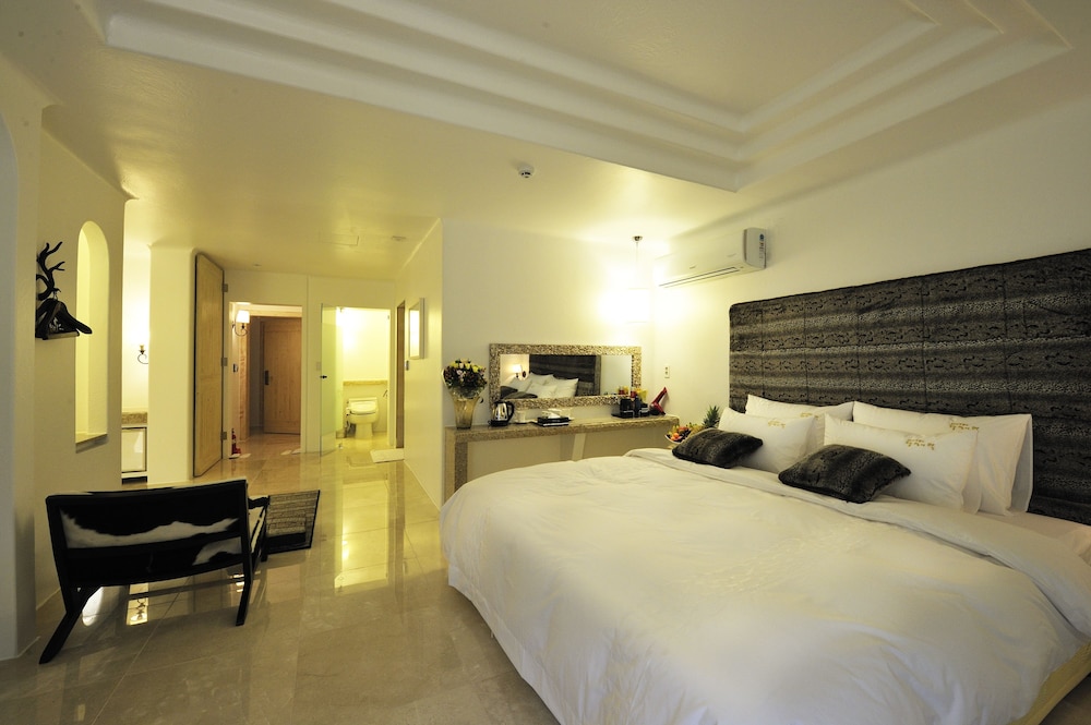 Ms Hotel 7/32