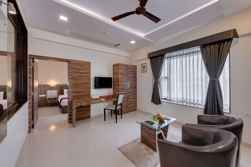 Click Hotel Sagar Plaza Chakan Pune 26/48