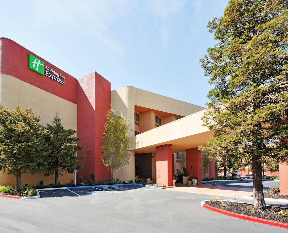 Holiday Inn Express Union City(San Jose) 7/59
