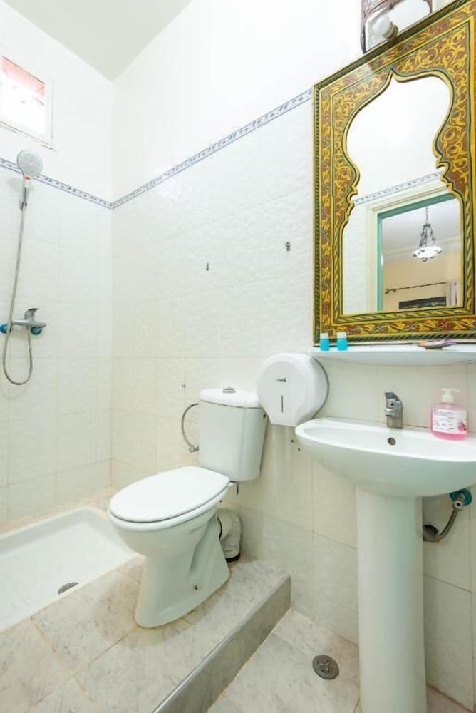 Riad Qodwa 43/45
