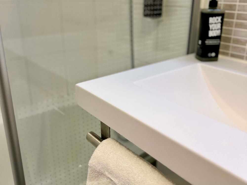 Ibis Lyon Sud Chasse Sur Rhone 57/57