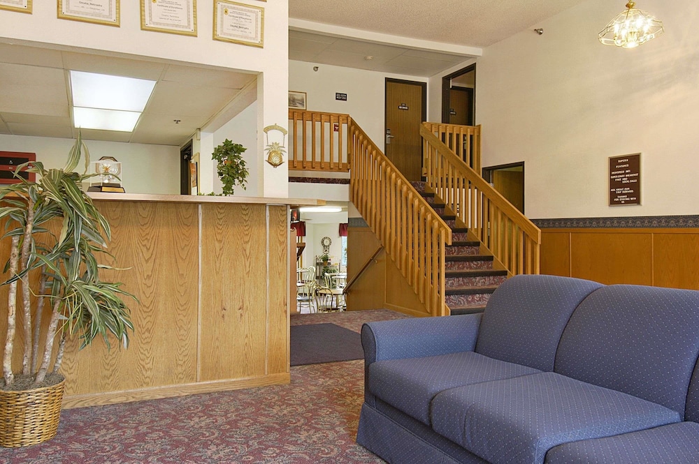 Days Inn by Wyndham Omaha/West Dodge 5/24