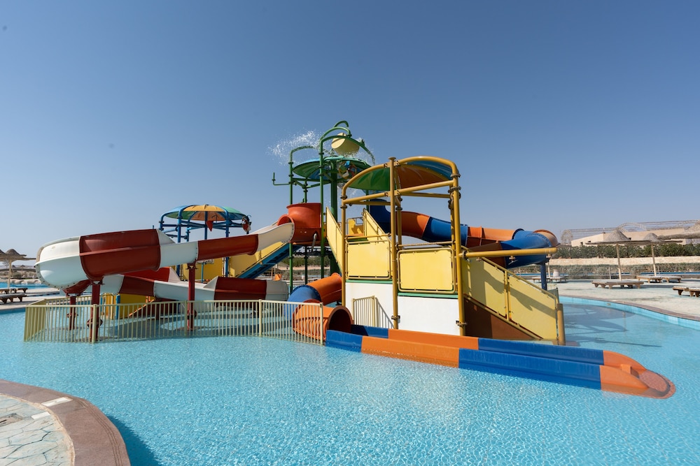 Parrotel Lagoon Waterpark Resort 77/88