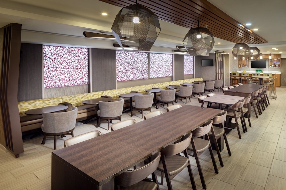 SpringHill Suites By Marriott New York JFK Airport/Jamaica 30/30