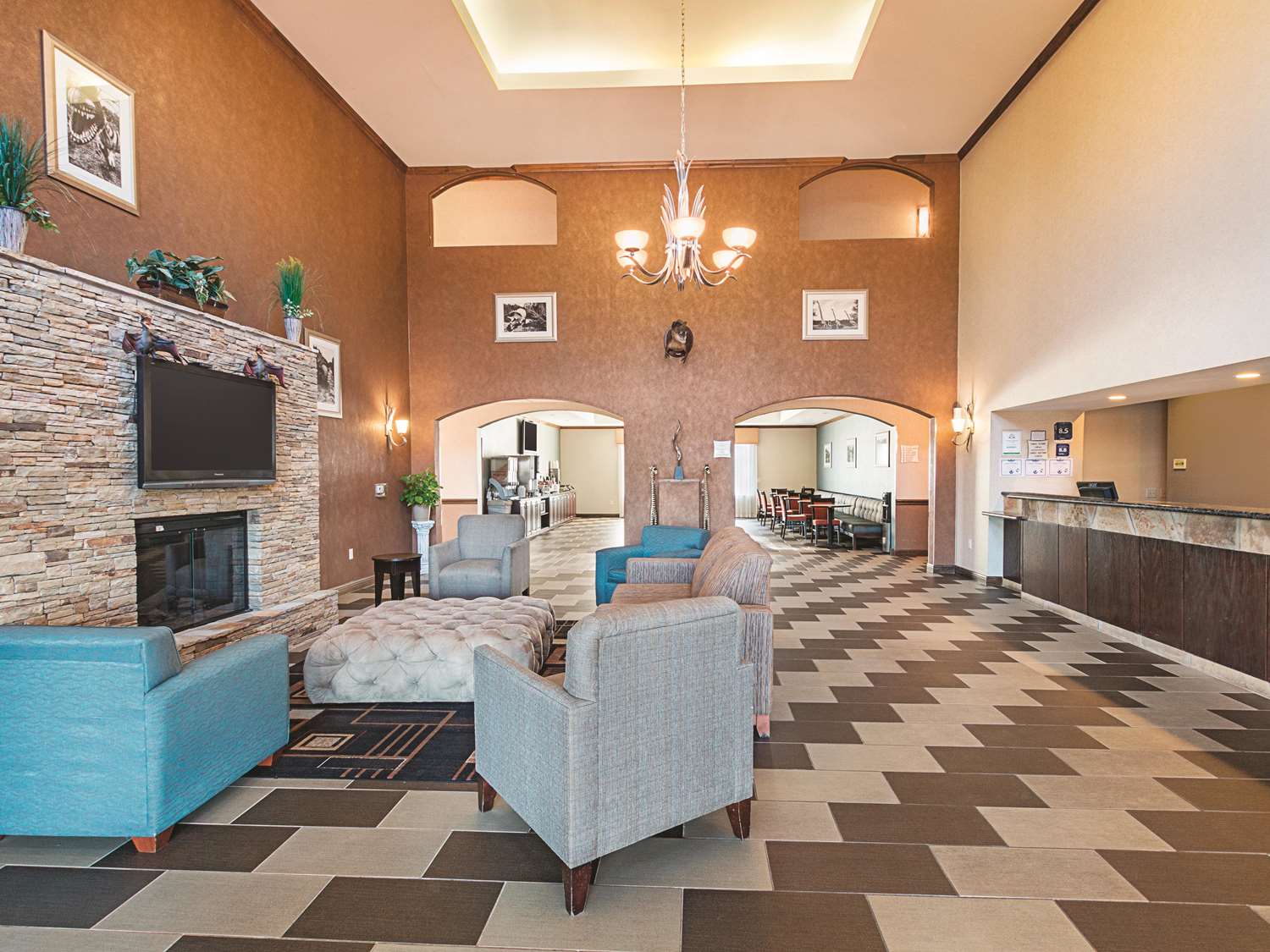 La Quinta Inn Suites Glen Rose 43/55