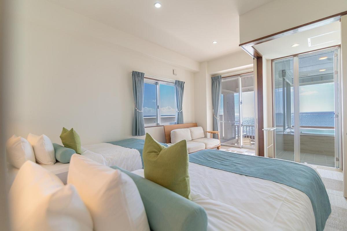 Room, Twin Beds, Sea View