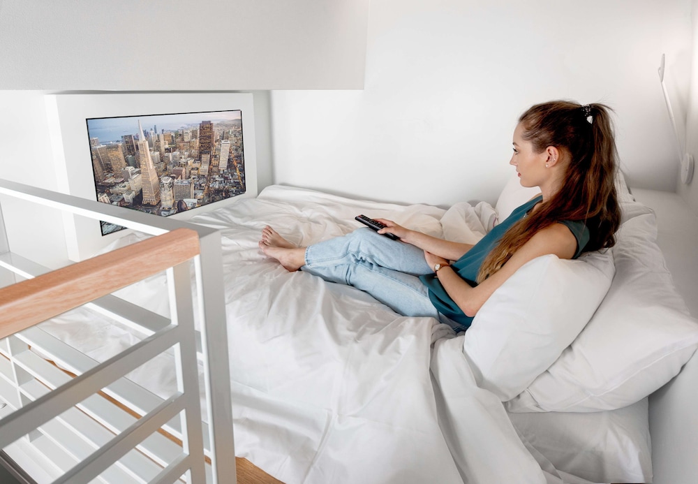 YOTEL San Francisco, Select by Hilton 35/76