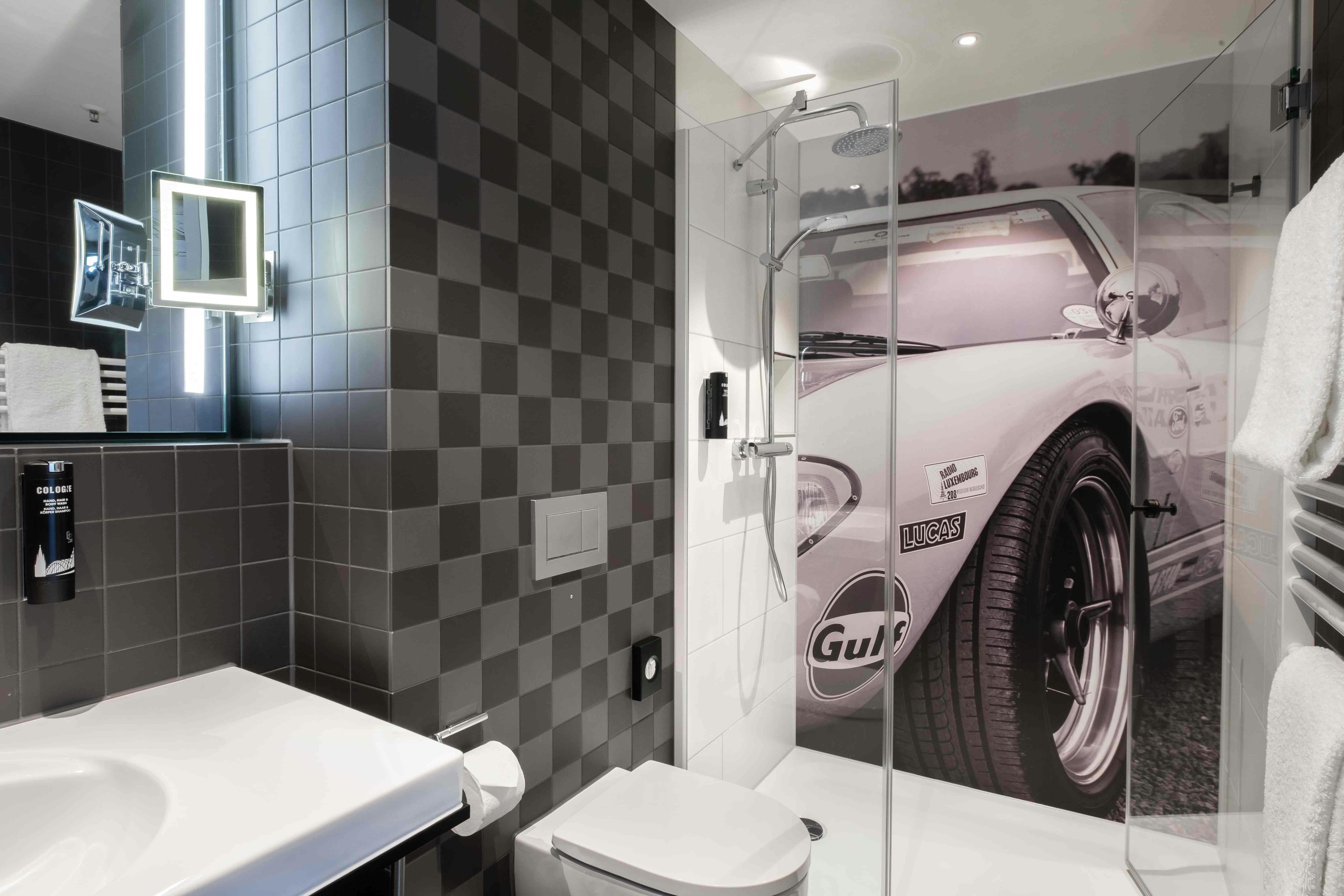 V8 Hotel Koln @ Motorworld 34/34