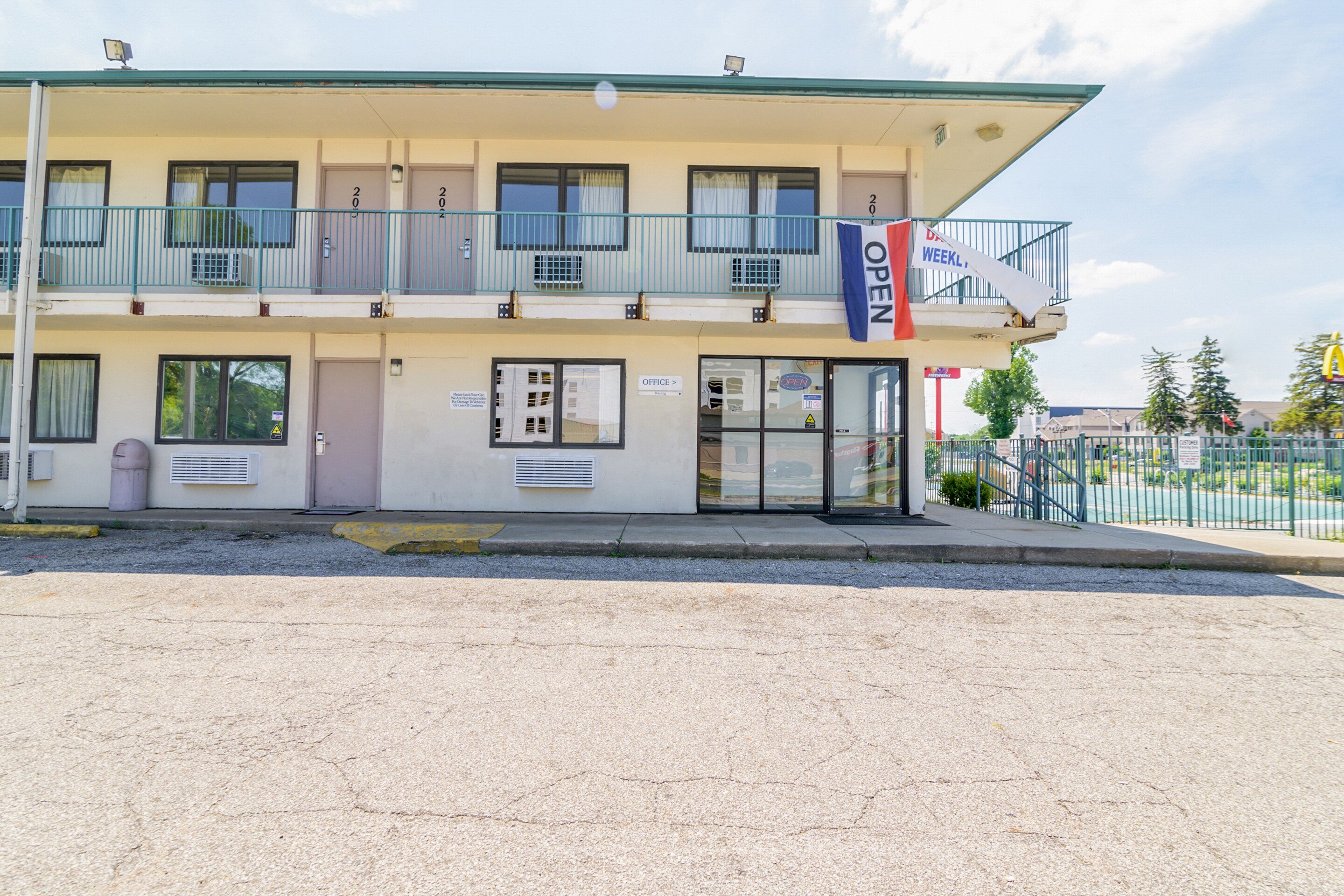 Suburban Studios South Bend Notre Dame Area 1/26