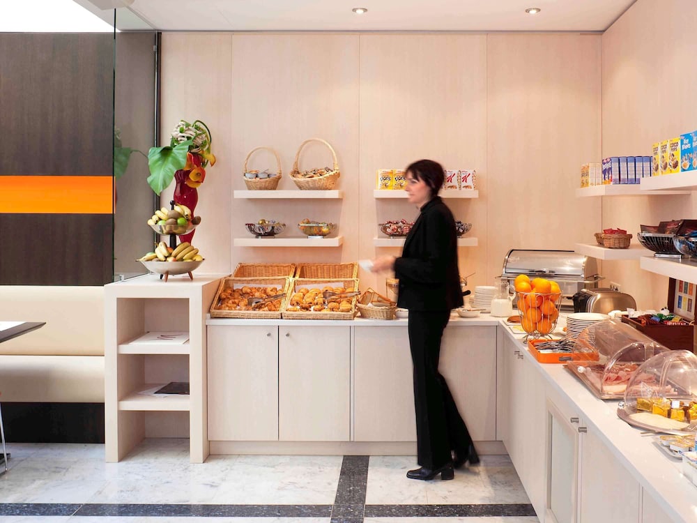 Hotel Mercure Paris 15 Porte De Versailles 41/63