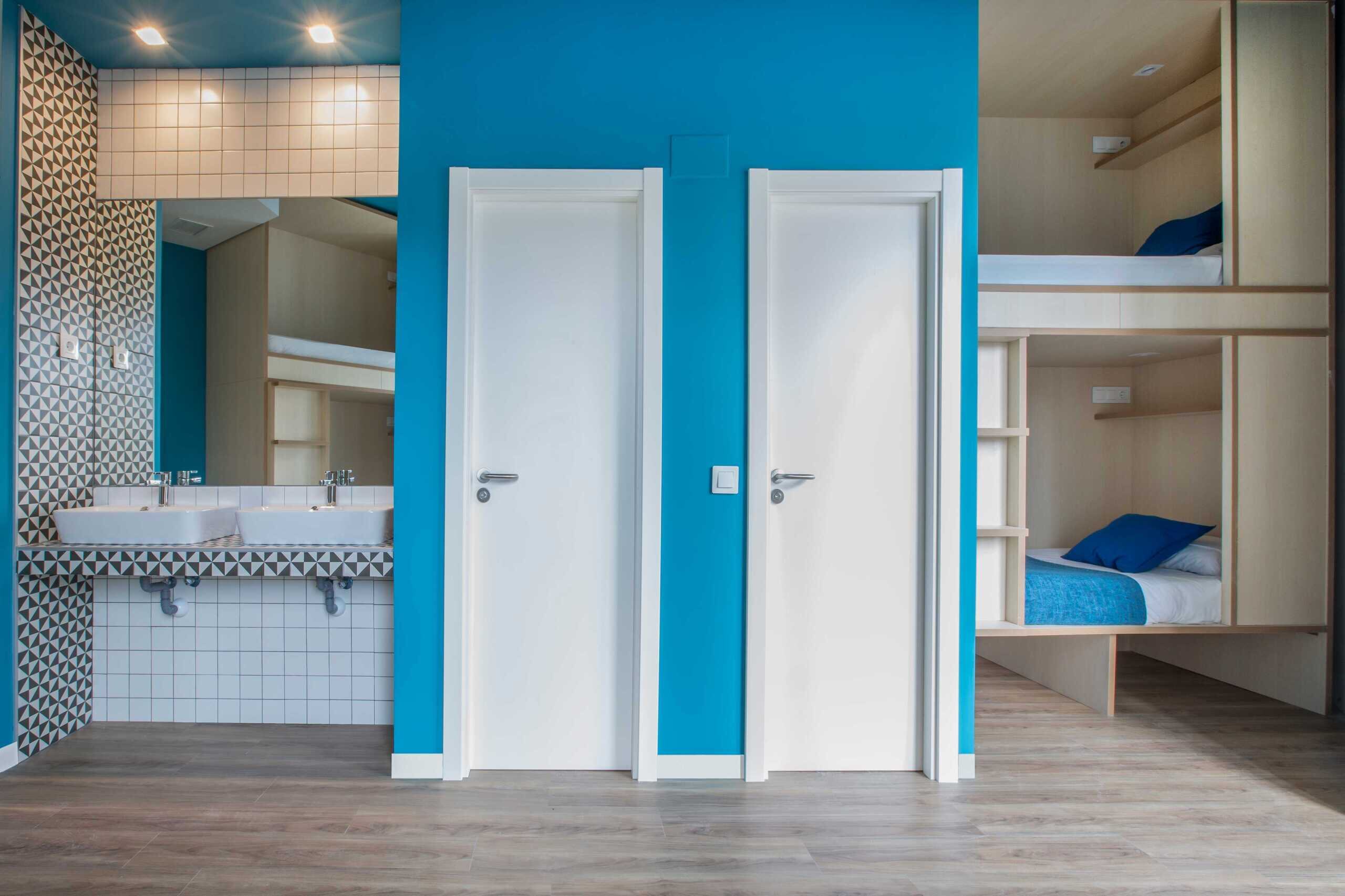 Mola Hostel 46/50