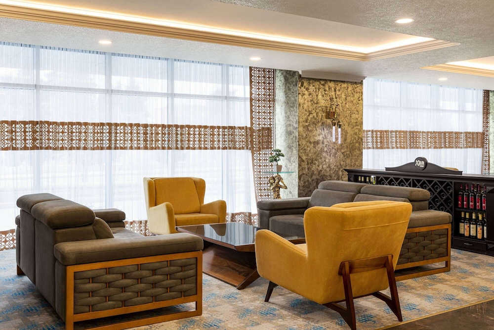 Wyndham Baku 33/50