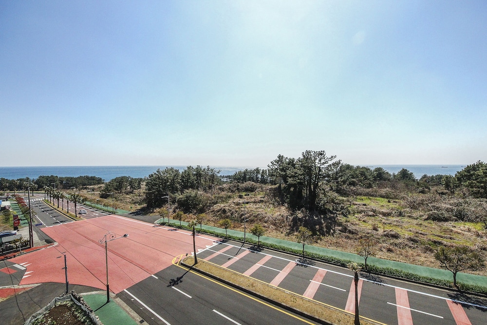 Jeju Ocean Blue Hotel 37/61