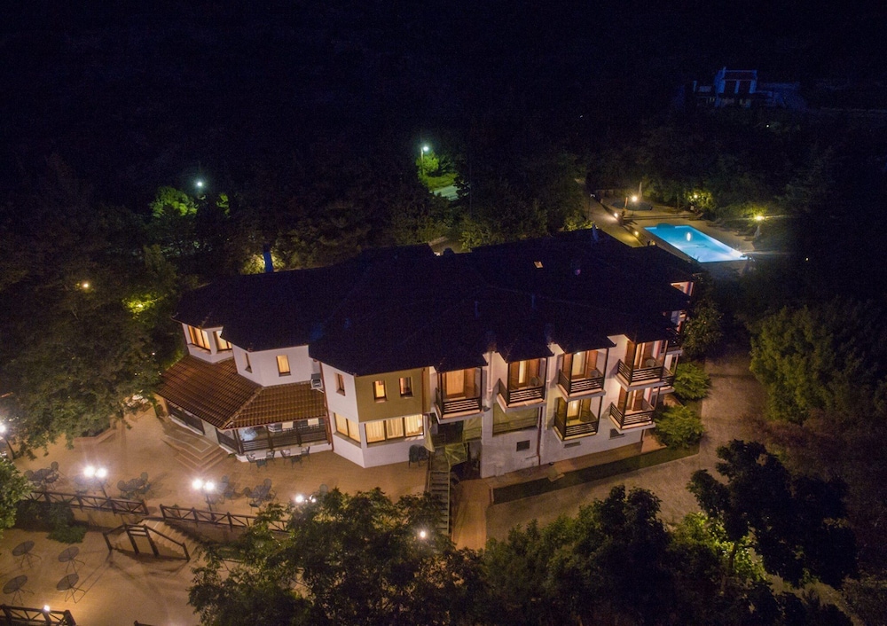 Roxani Country House Resort 30/40