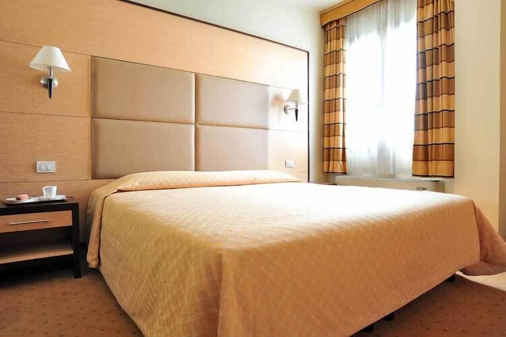 Inn Hotel 22/50