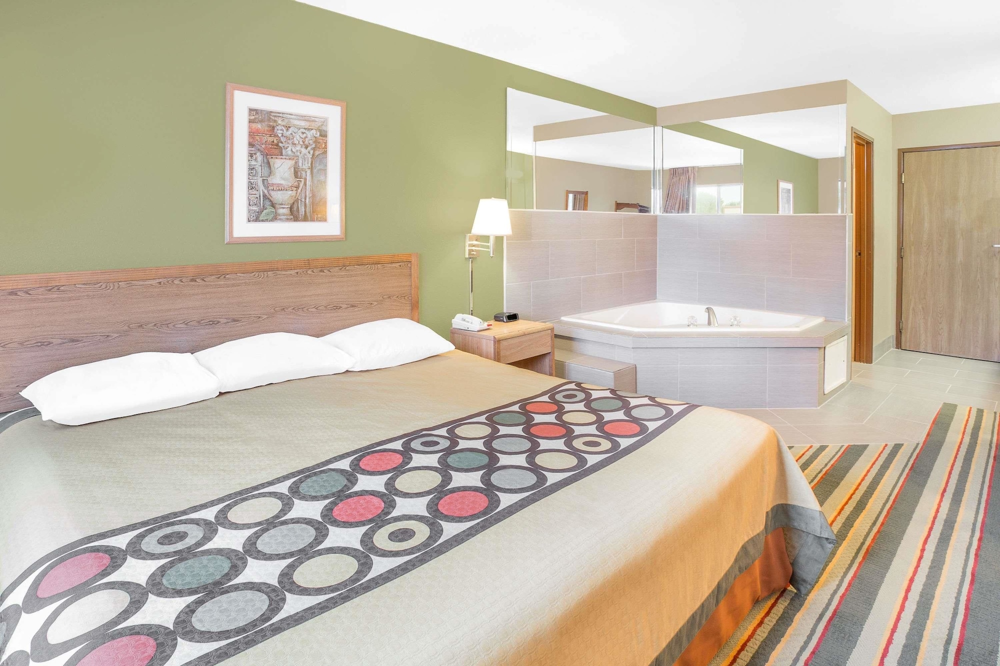 Deluxe, Studio, Suite, King Bed
