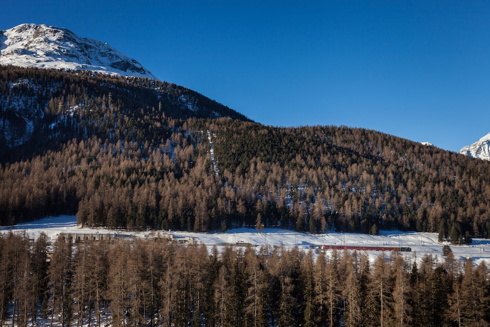 Hotel Schloss Pontresina Family & Spa 46/50