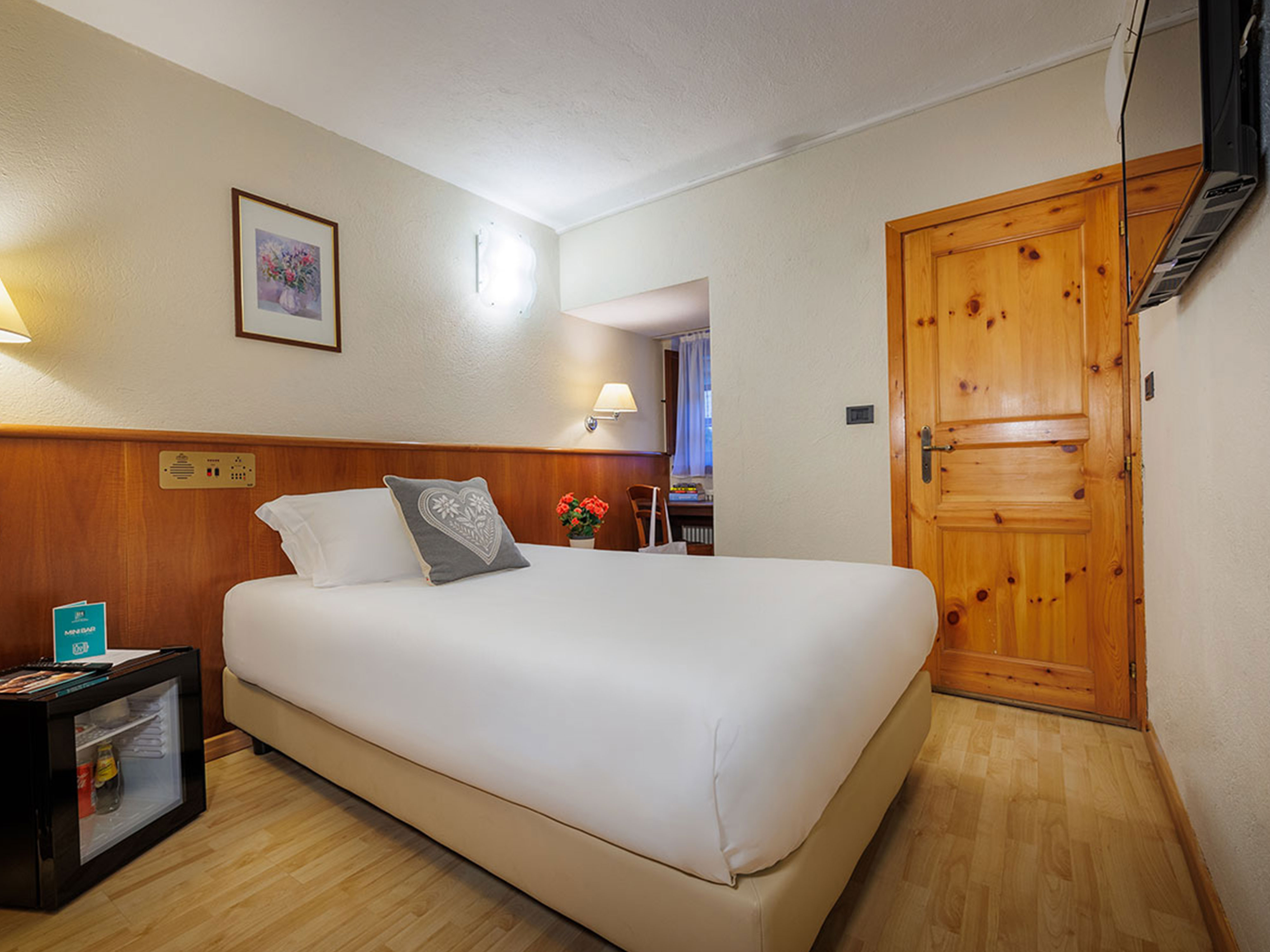 Room, Single