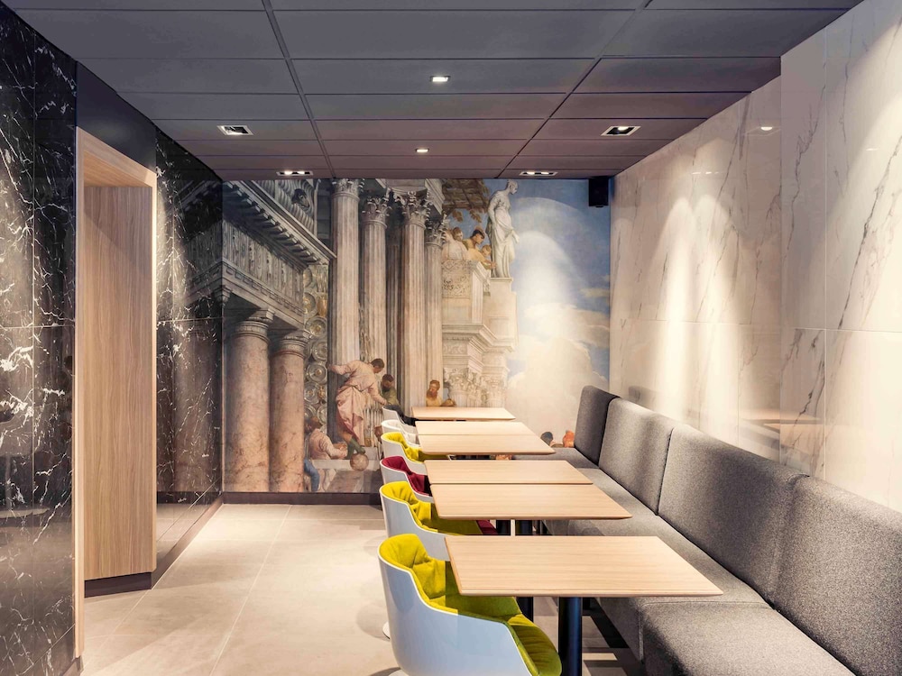 MERCURE PARIS ALESIA 58/66