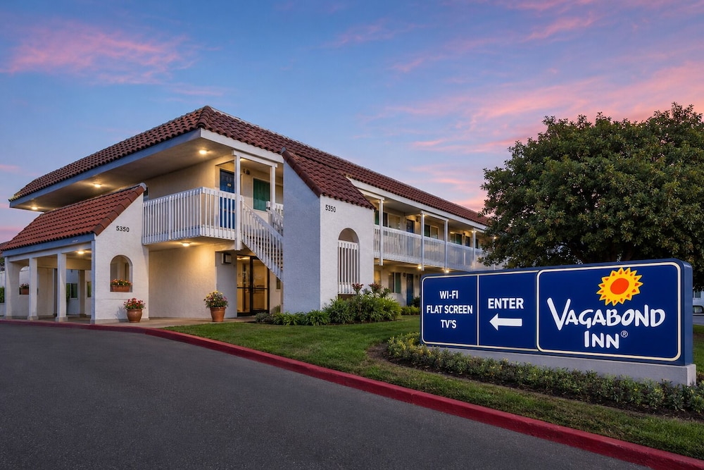 Motel6 Carpinteria CA  Santa Barbara South in CARPINTERIA - CA
