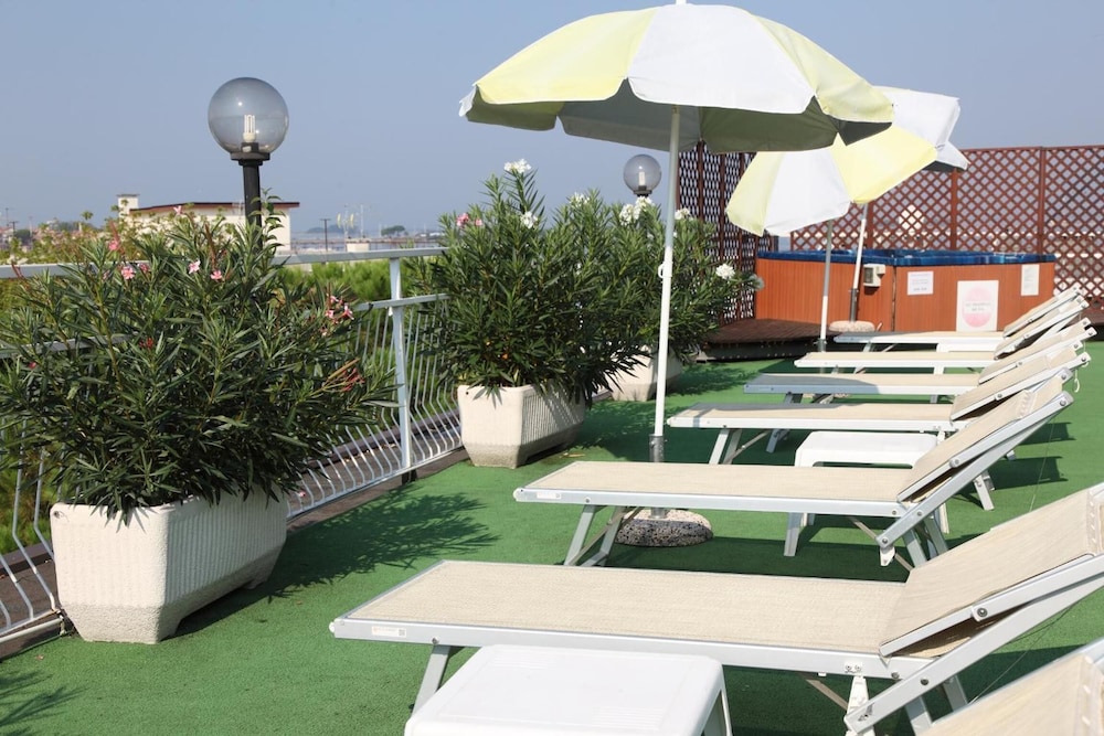 Aparthotel Touring 25/38
