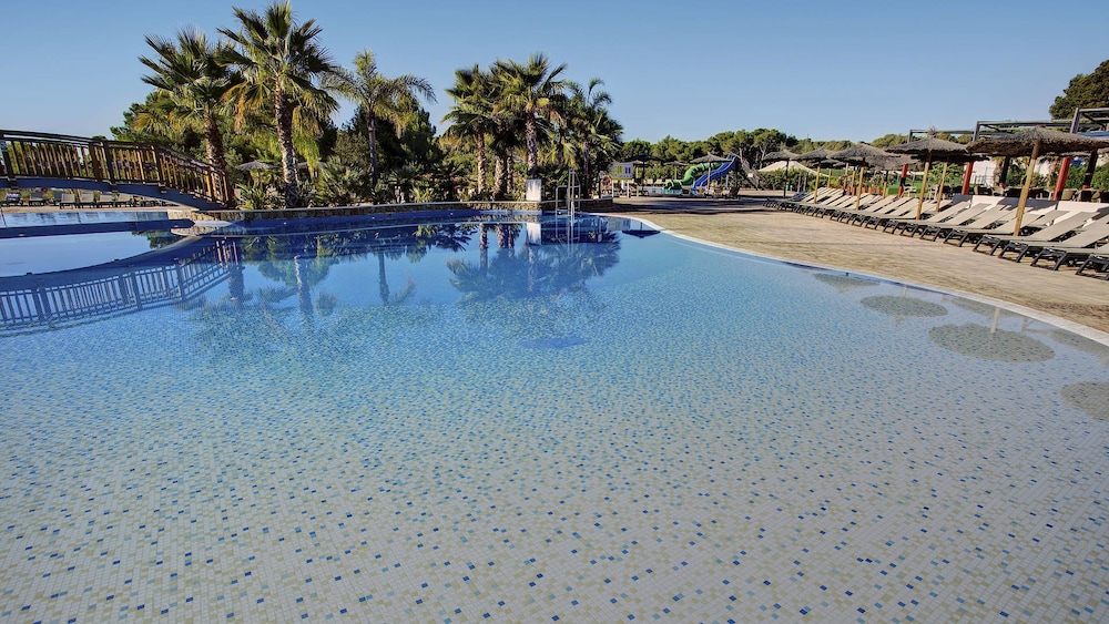 TUI Magic Life Cala Pada 5/65