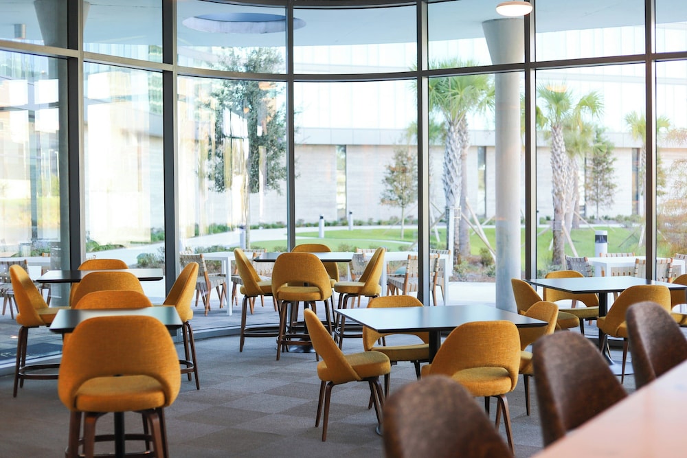 Hotel Eleo at the University of Florida 31/49