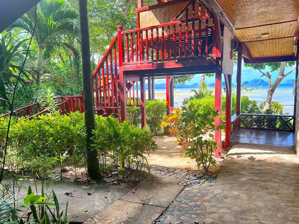Doublegem Beach Resort 73/79