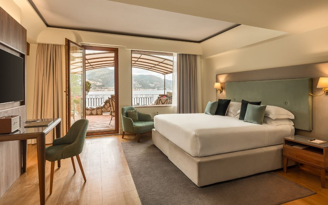 Executive, Suite, Sea View