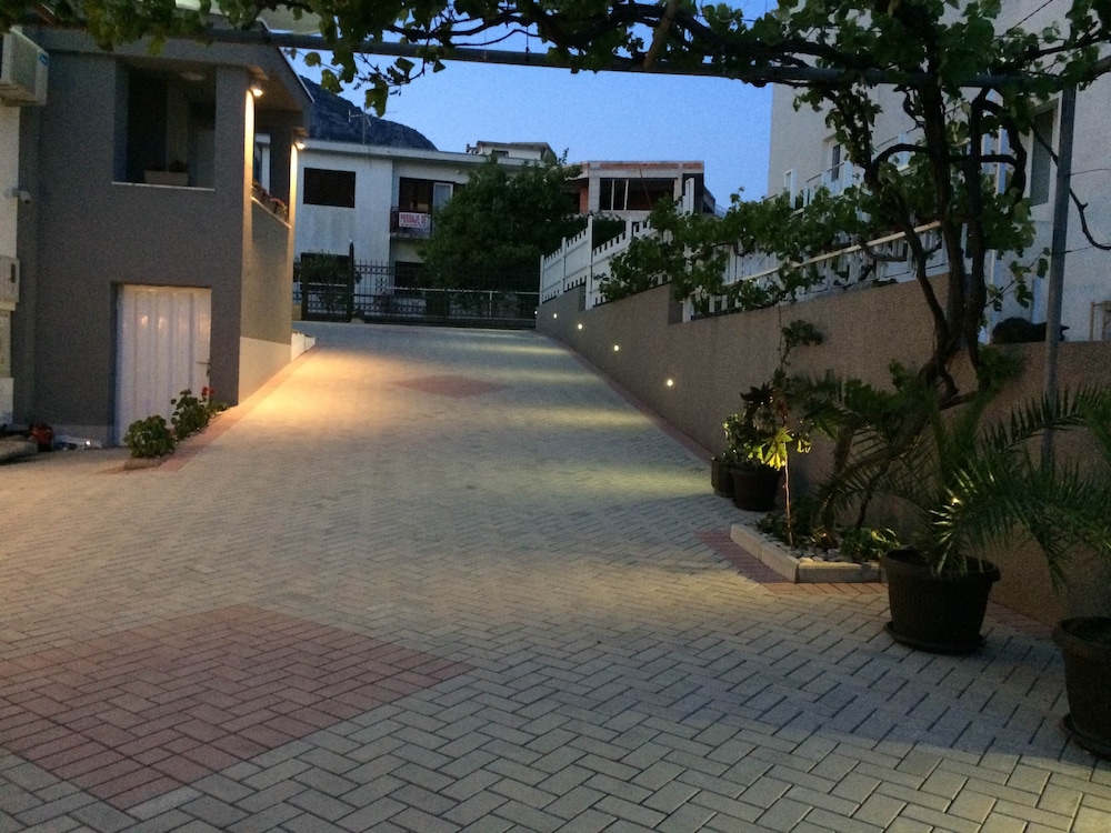 Apartments Kojic 66/75