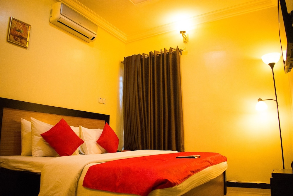 EXECUTIVE, DOUBLE BED