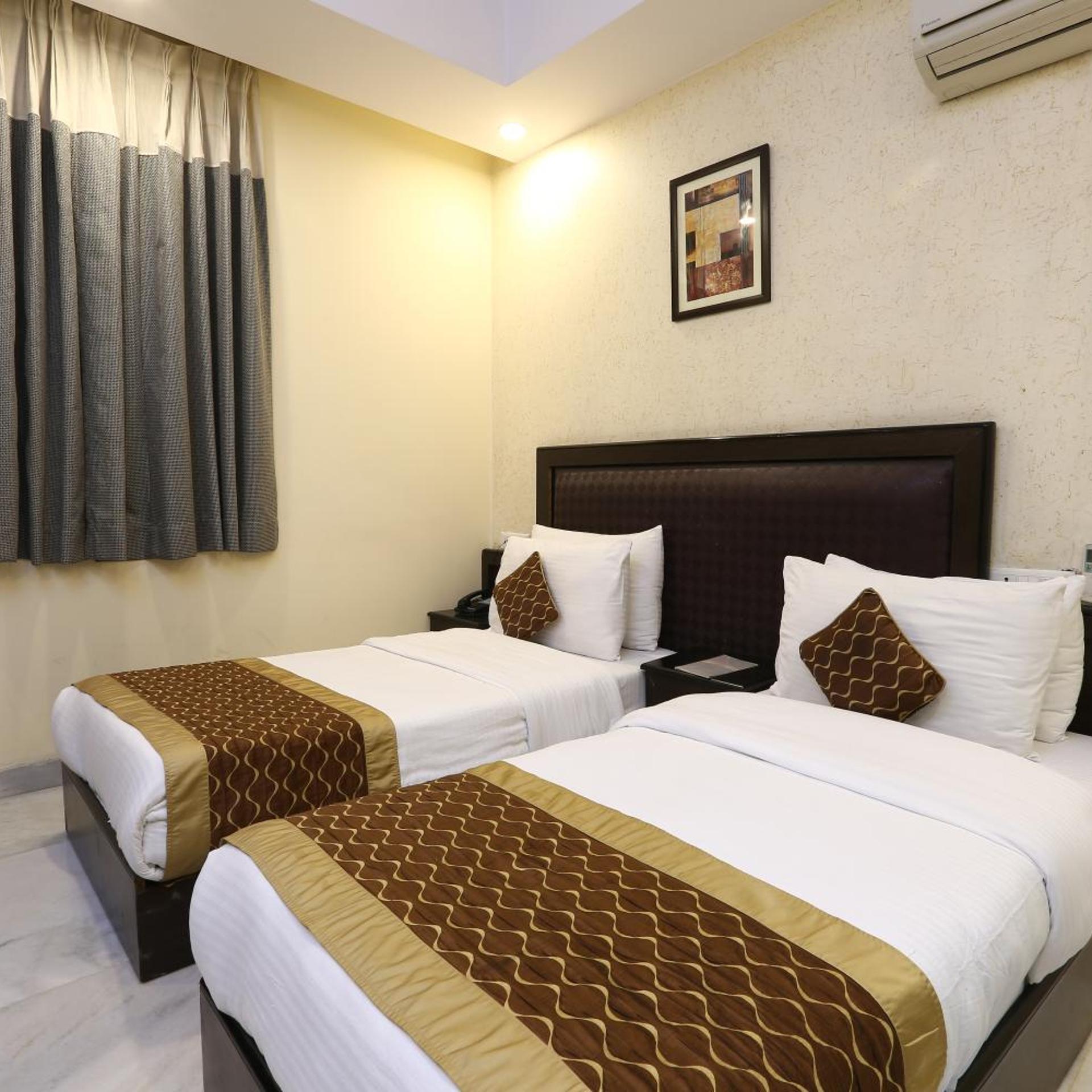 HOTEL KINGSTON PARK 36/55