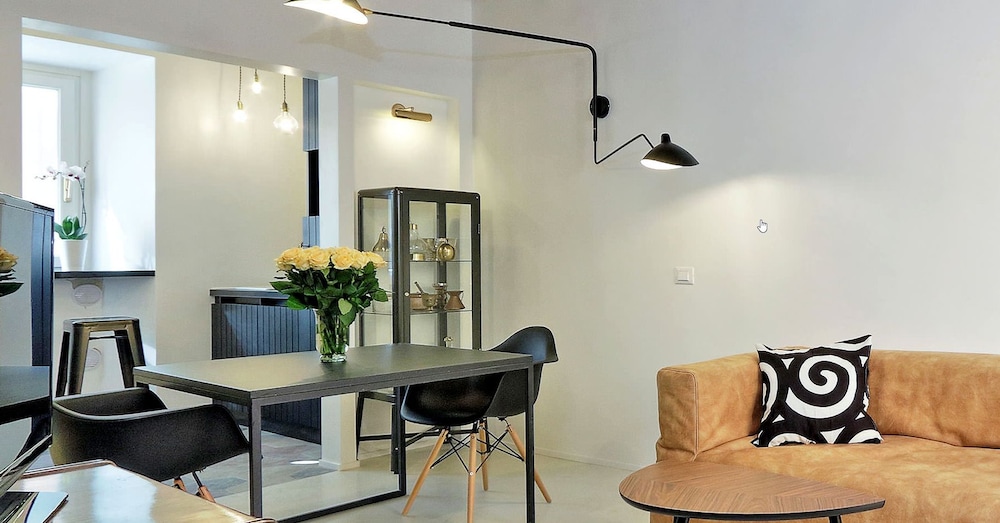 Design Flat for 4 near Colosseum 14/24