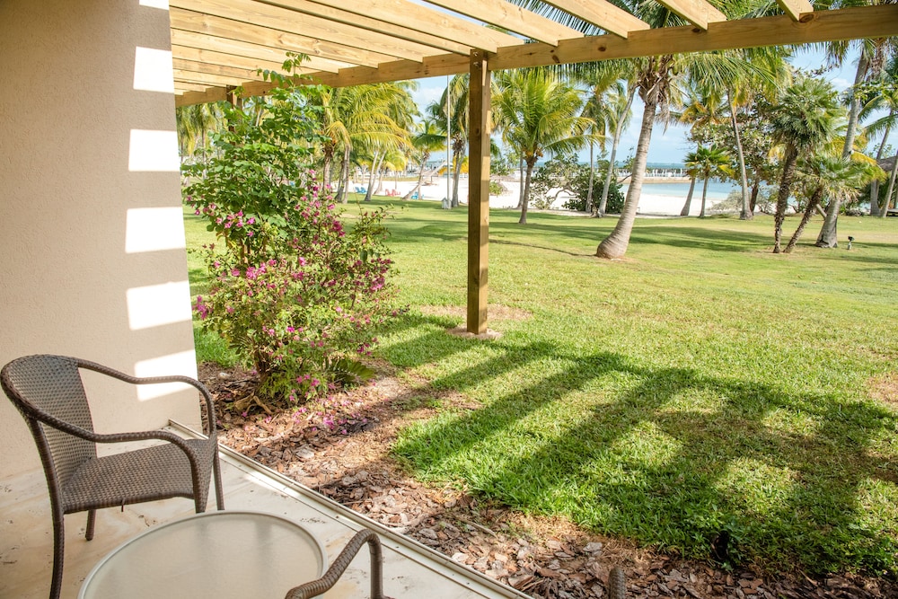 Abaco Beach Resort At Boat Harbor 5/100
