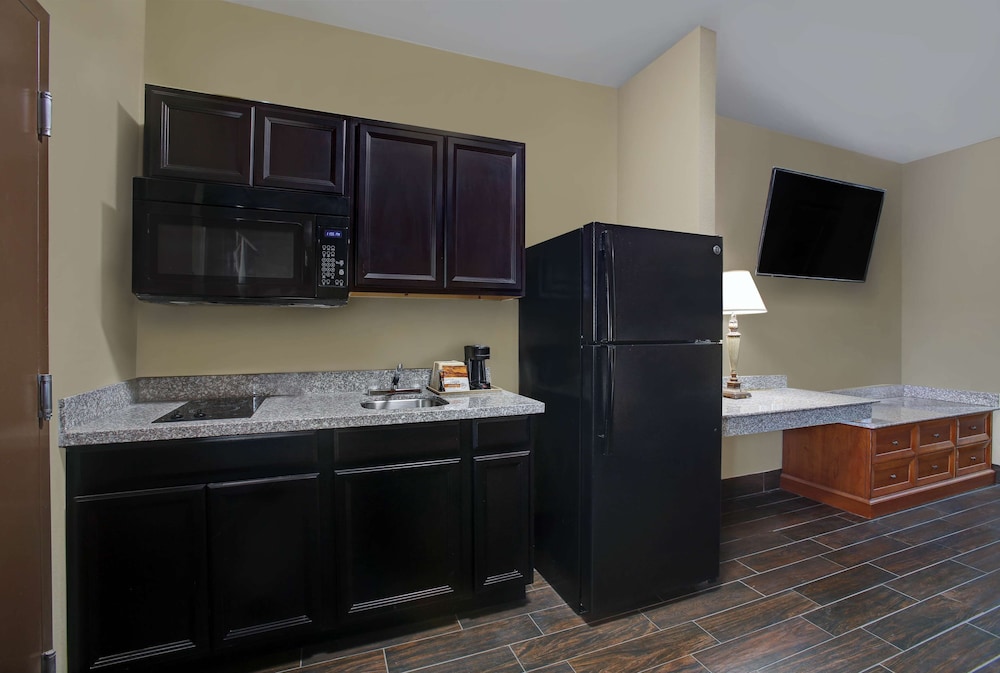 Studio6 Odessa, TX 46/56