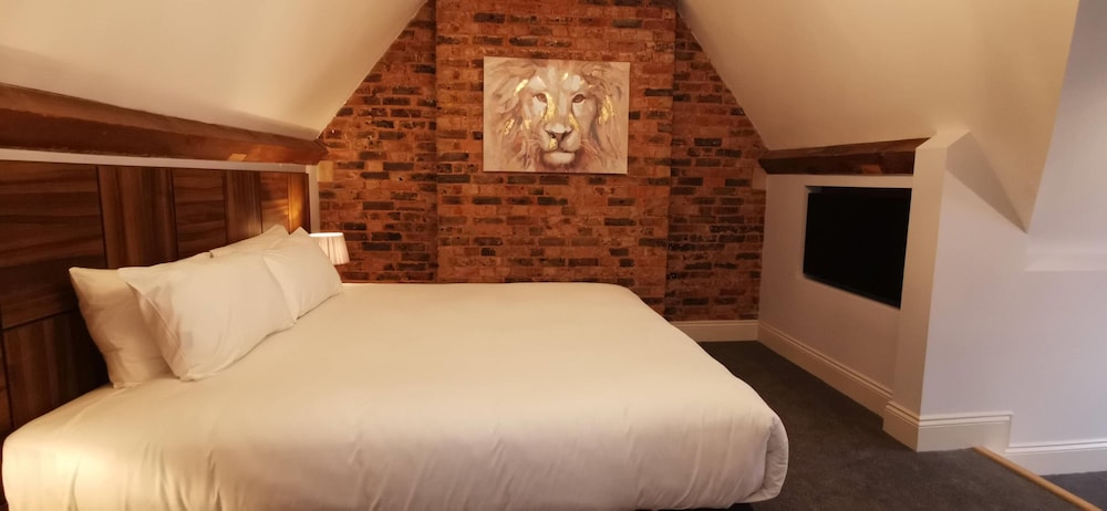 Stanhill Court Hotel 24/74