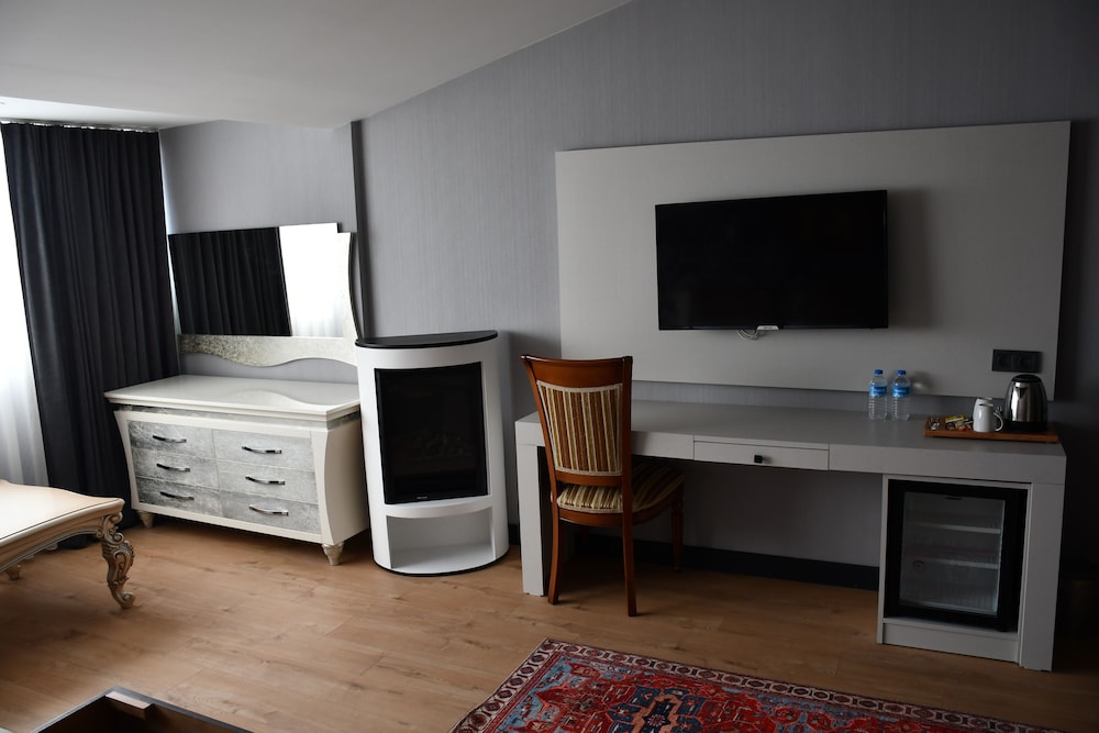Hmz Luxury Hotel 23/29